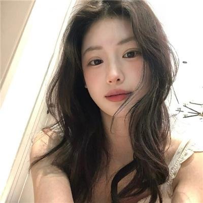 航向热带岛屿的冰山